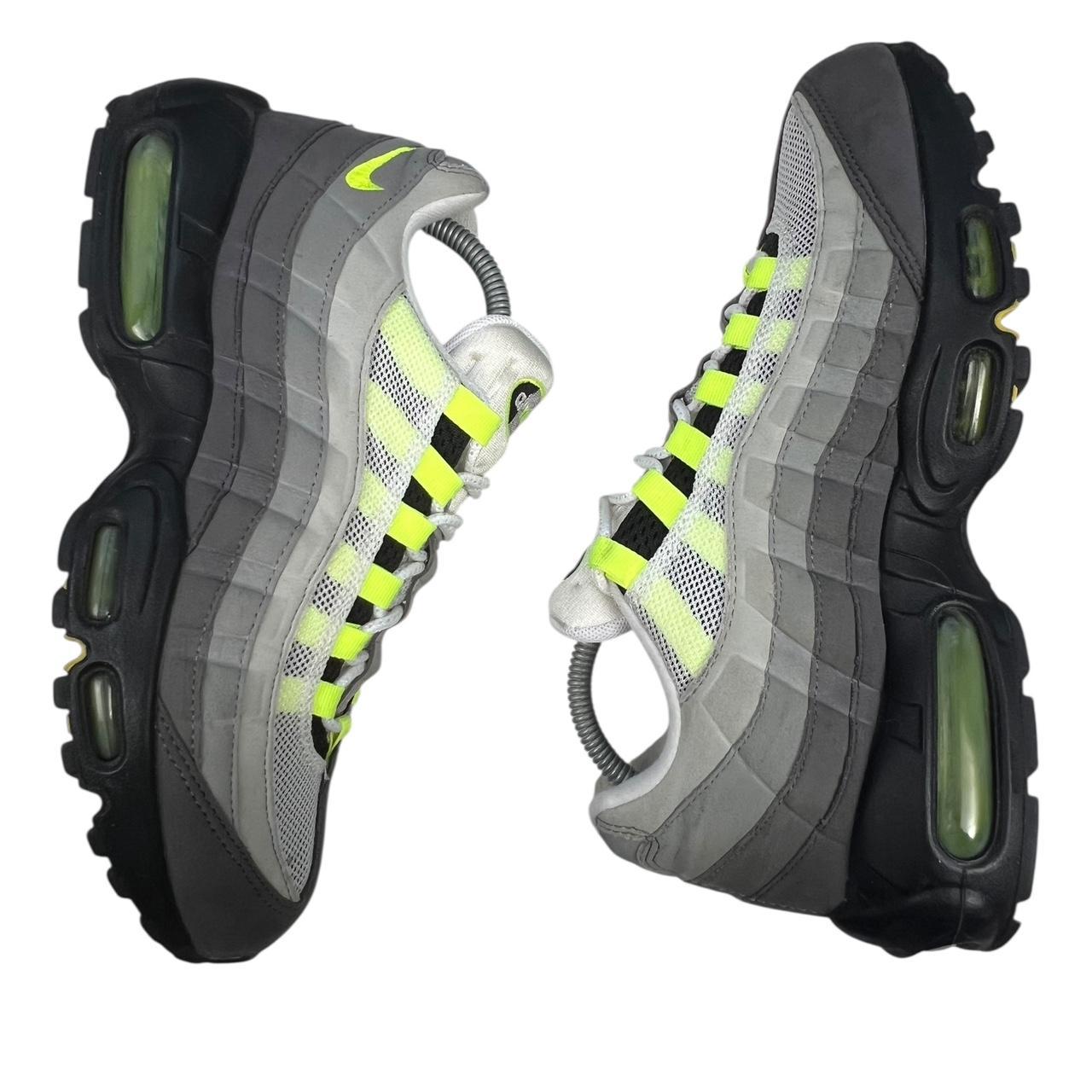 Nike Airmax 95 “ Neon ”