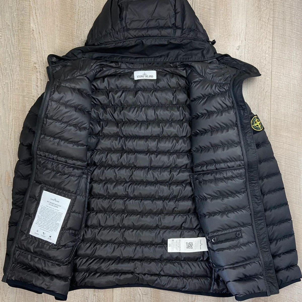 Stone Island Bio-Based Ripstop Nylon Down Puffer Jacket - Black (M)