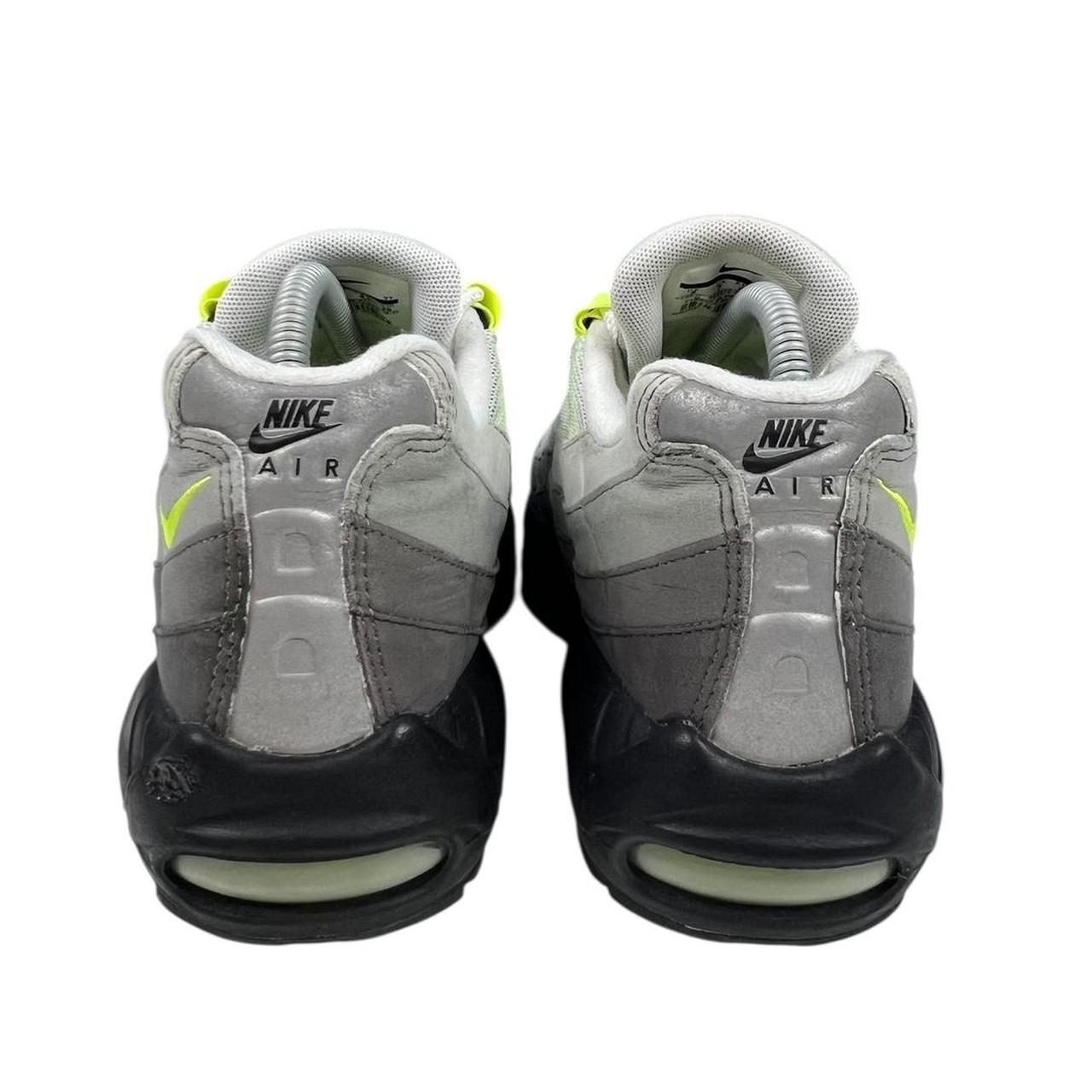 Nike Airmax 95 “ Neon ”