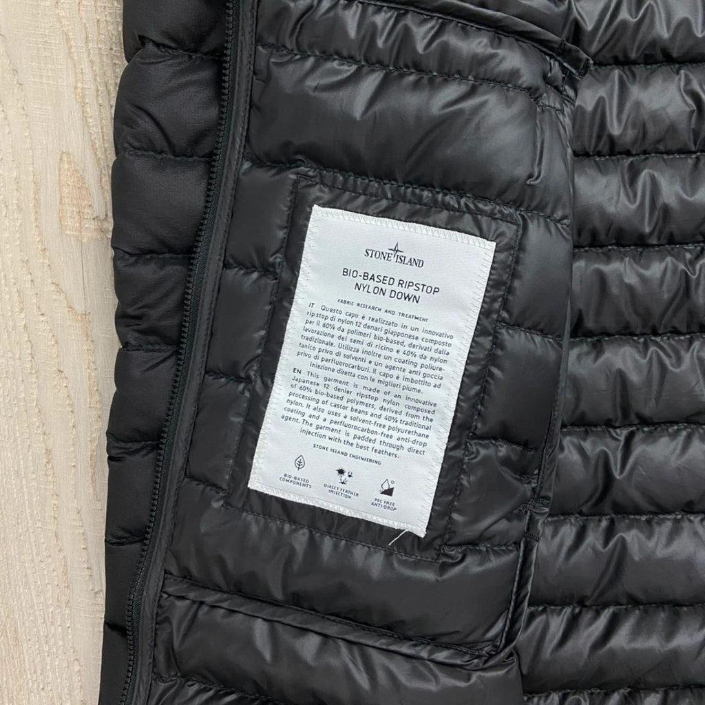 Stone Island Bio-Based Ripstop Nylon Down Puffer Jacket - Black (M)