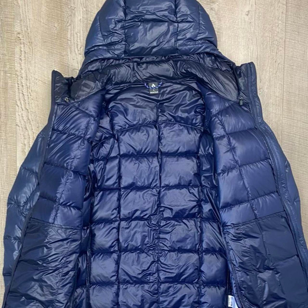 Montbell Superior Down Jacket - (L)