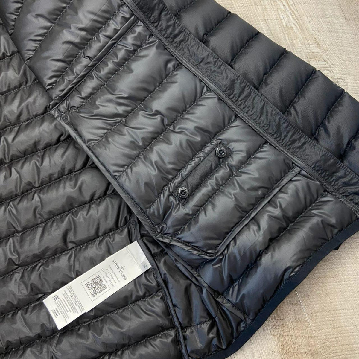 Stone Island Bio-Based Ripstop Nylon Down Puffer Jacket - Black (M)